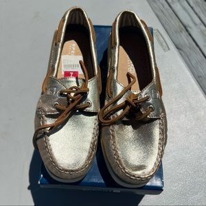Sperry Top-Sider slip on. NWT. Size 7 womens.